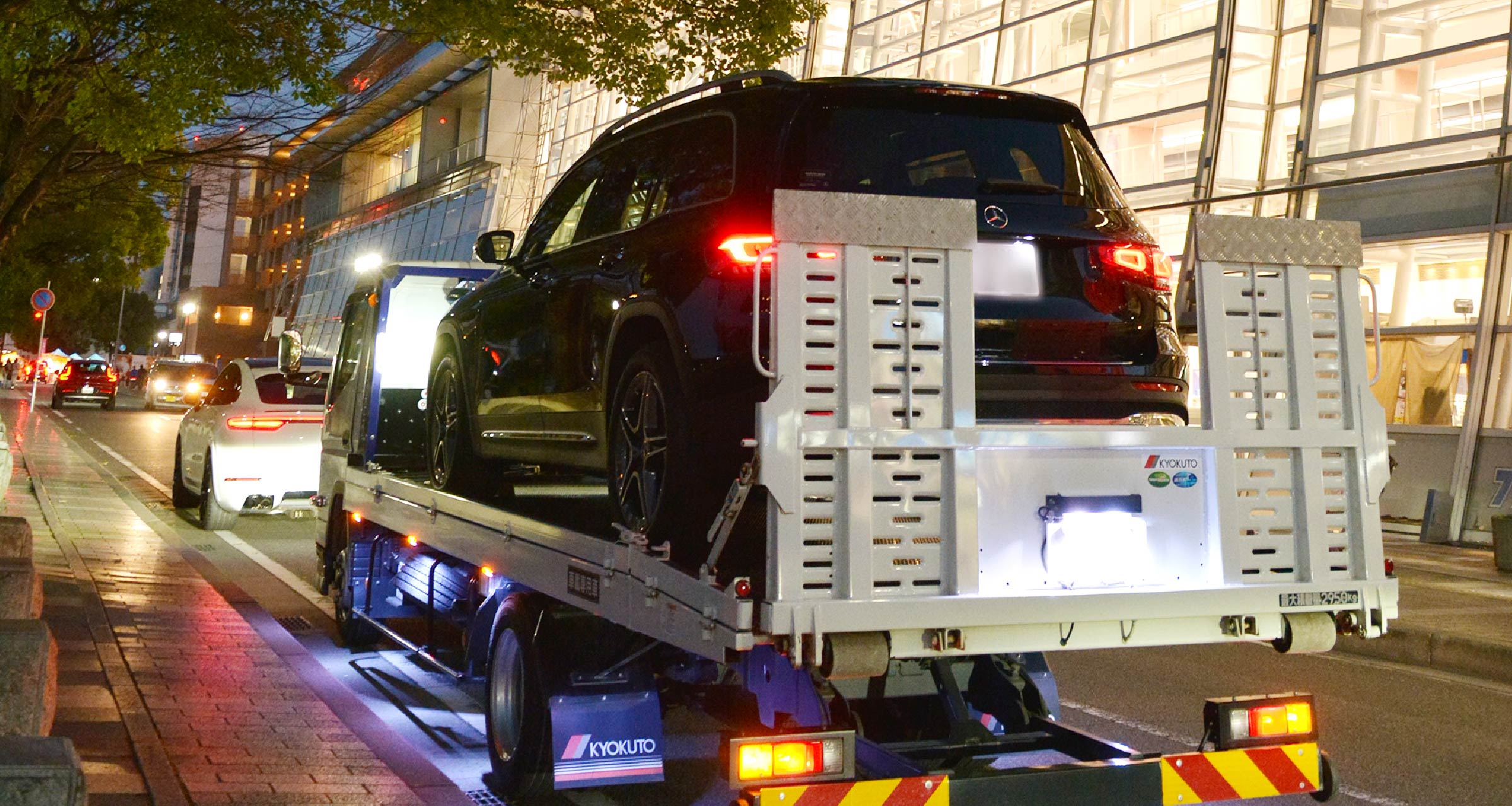 01.レッカー・ロードサービス事業